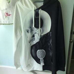 Polyester and spandex sweatshirt size xxl